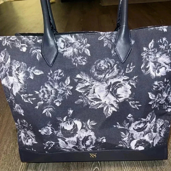 Victorias Secret Floral Tote Bag. NWT - Picture 2 of 6